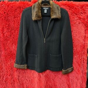 Alexandra Bartlett Women's faux fur trimmed jacket, Petite Medium